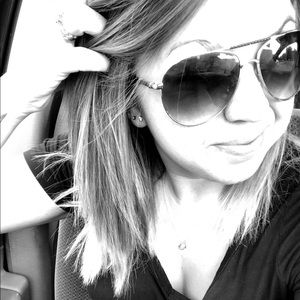 Meet your Posher, Jade